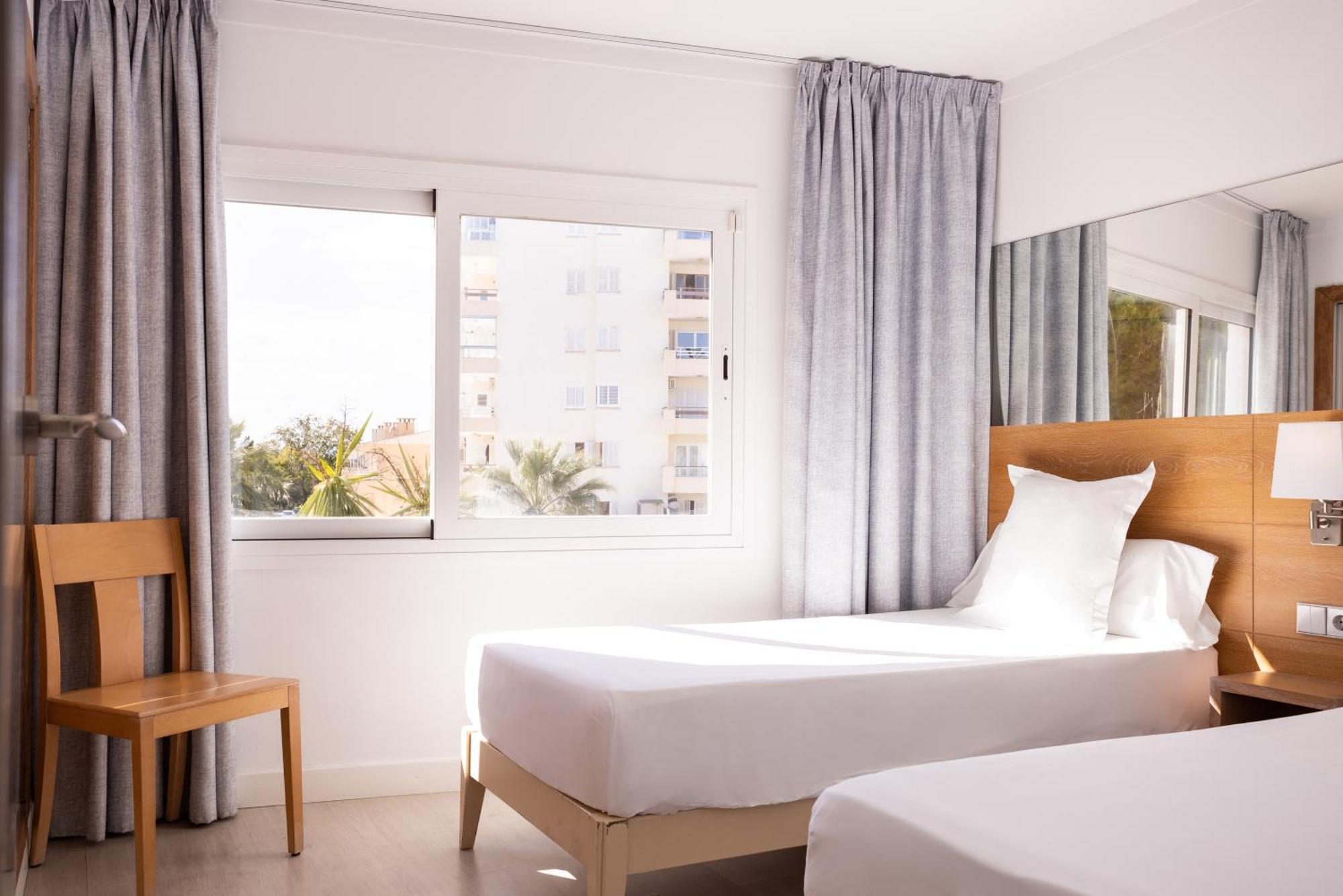 Aparthotel Ses Fotges Playa de Muro  Ngoại thất bức ảnh